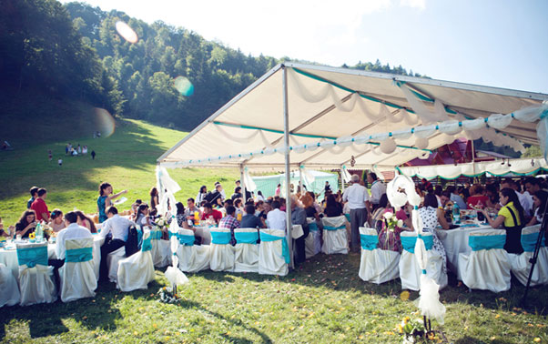 Cort nunta reala in aer liber Adina si Iosif Bucuresti
